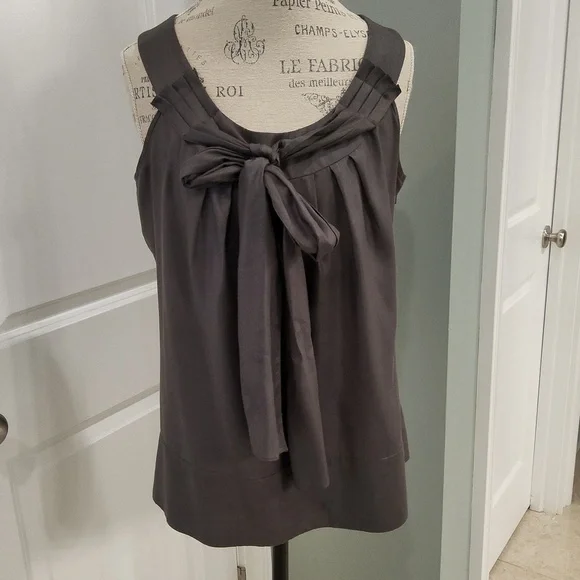 Anthropologie Sine Bow Tie Dark Gray Top - Size 12 - Picture 2 of 8